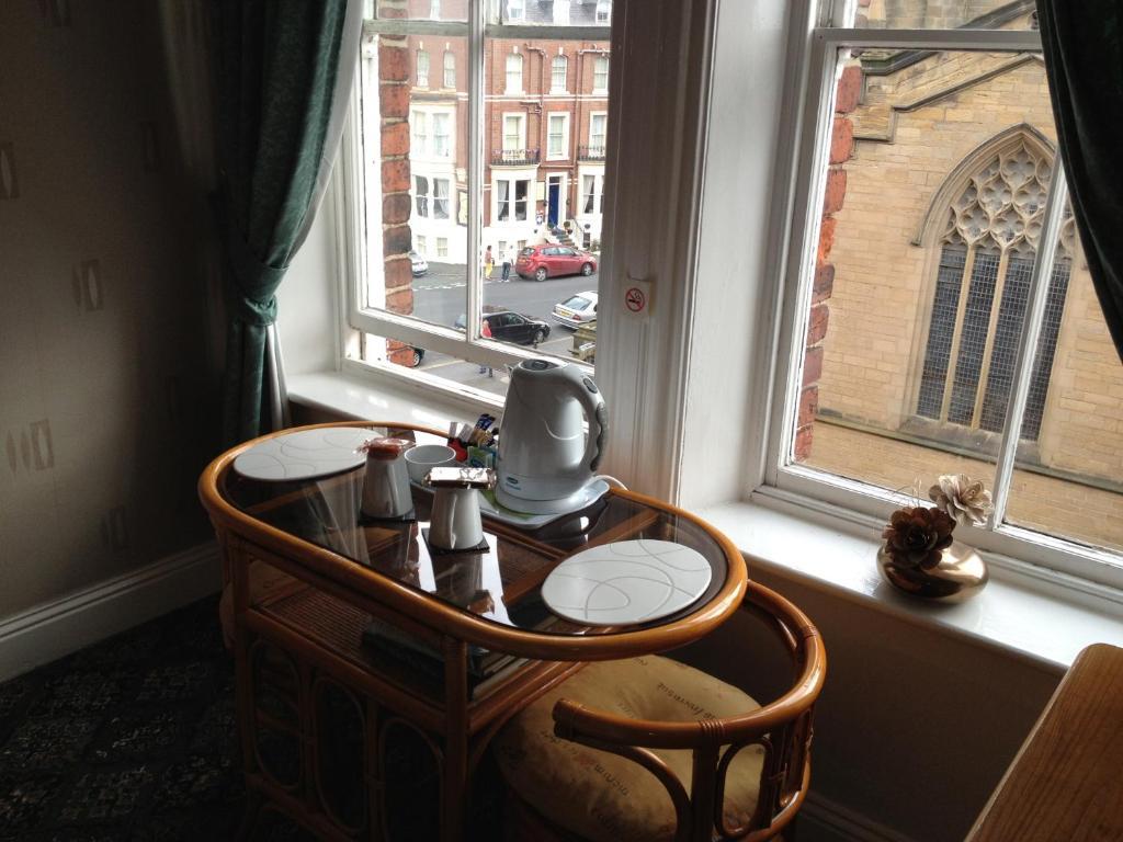 Bed and Breakfast The Middleham Вітбі Номер фото