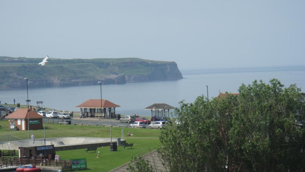 Bed and Breakfast The Middleham Вітбі Номер фото